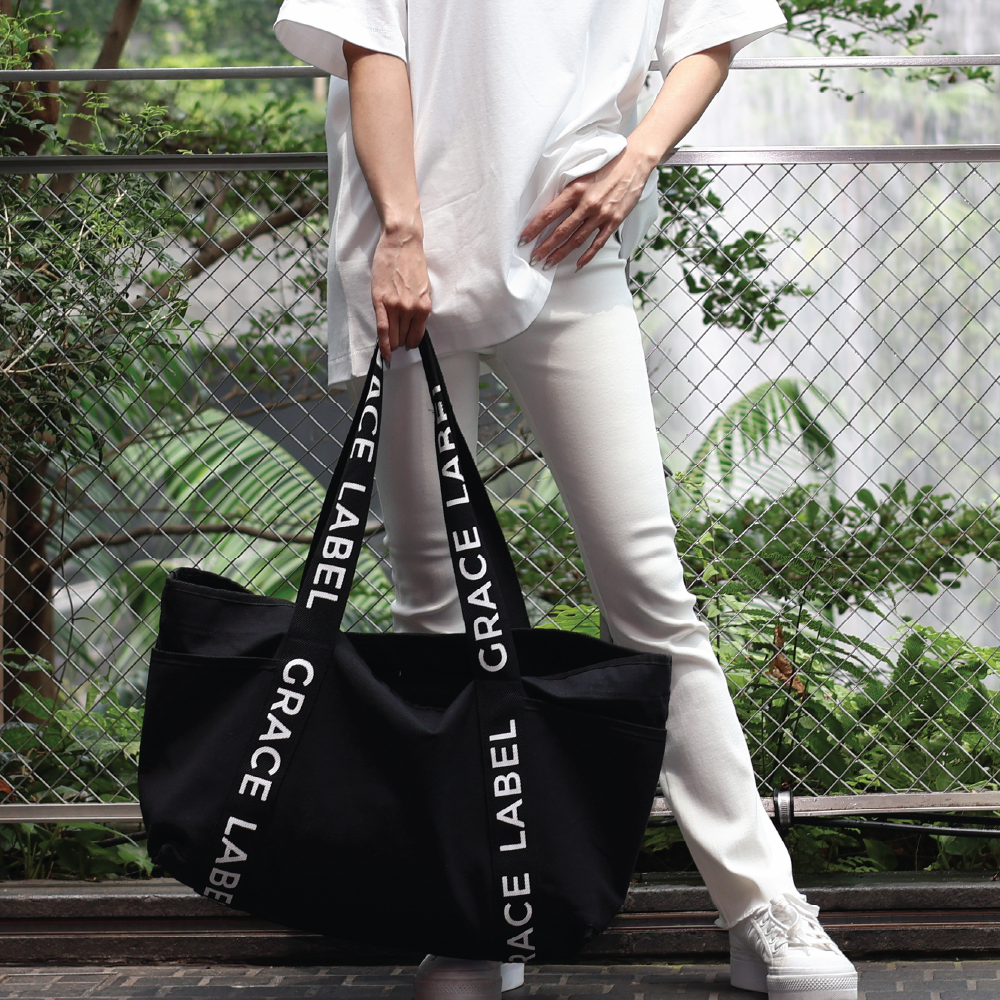 Grace Label Tote Bag (Black)